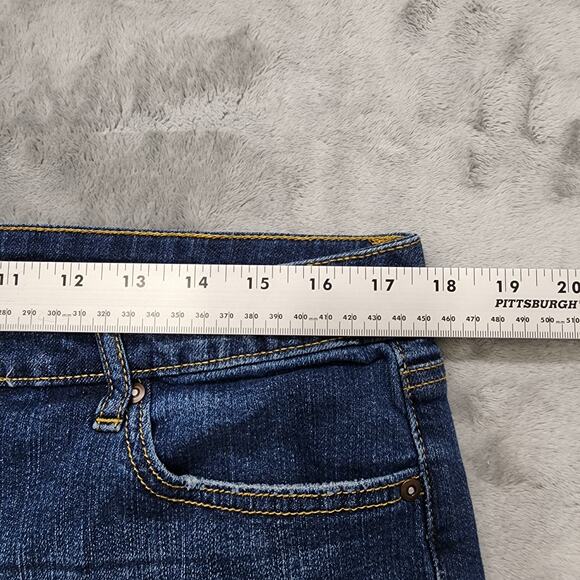 Energie Shorts Womens 15 Juniors Blue Bermuda Destructed Cut Off Hem Dark Wash - Picture 9 of 13